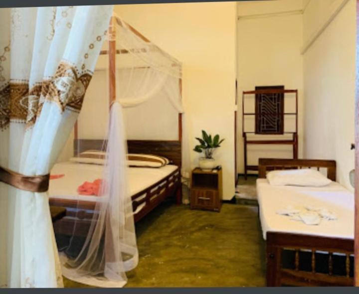 Sea Rock Beach Hotel Vịnh Arugam Ngoại thất bức ảnh