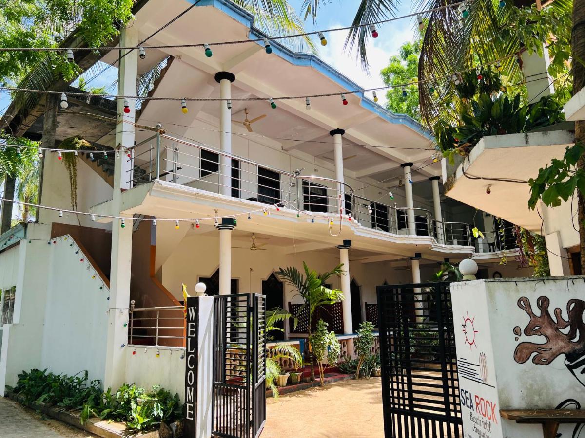 Sea Rock Beach Hotel Vịnh Arugam Ngoại thất bức ảnh