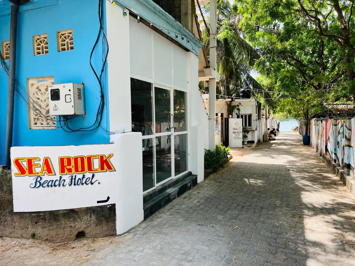 Sea Rock Beach Hotel Vịnh Arugam Ngoại thất bức ảnh